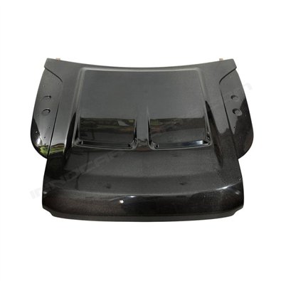 CAPÓ CARBONO LOOK SVR LAND ROVER DEFENDER (2019-)